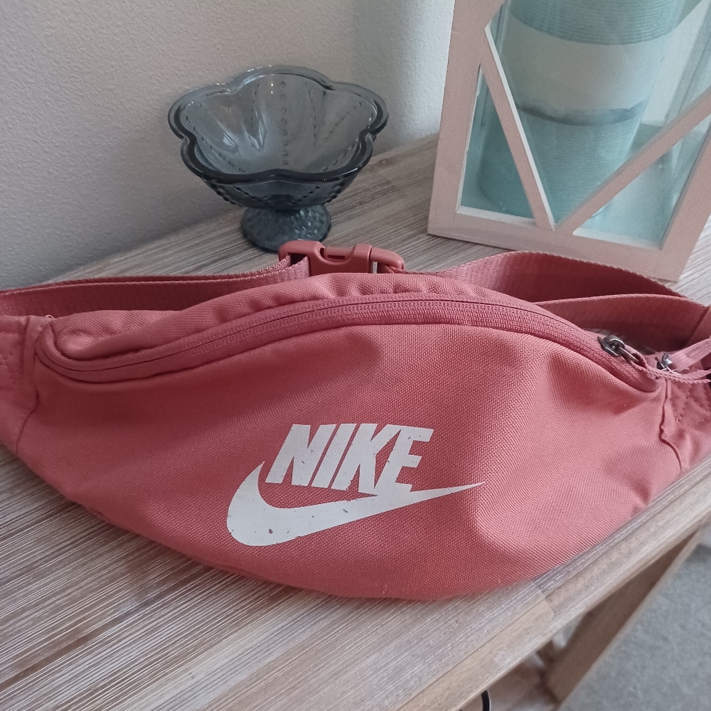 Nike fany pack